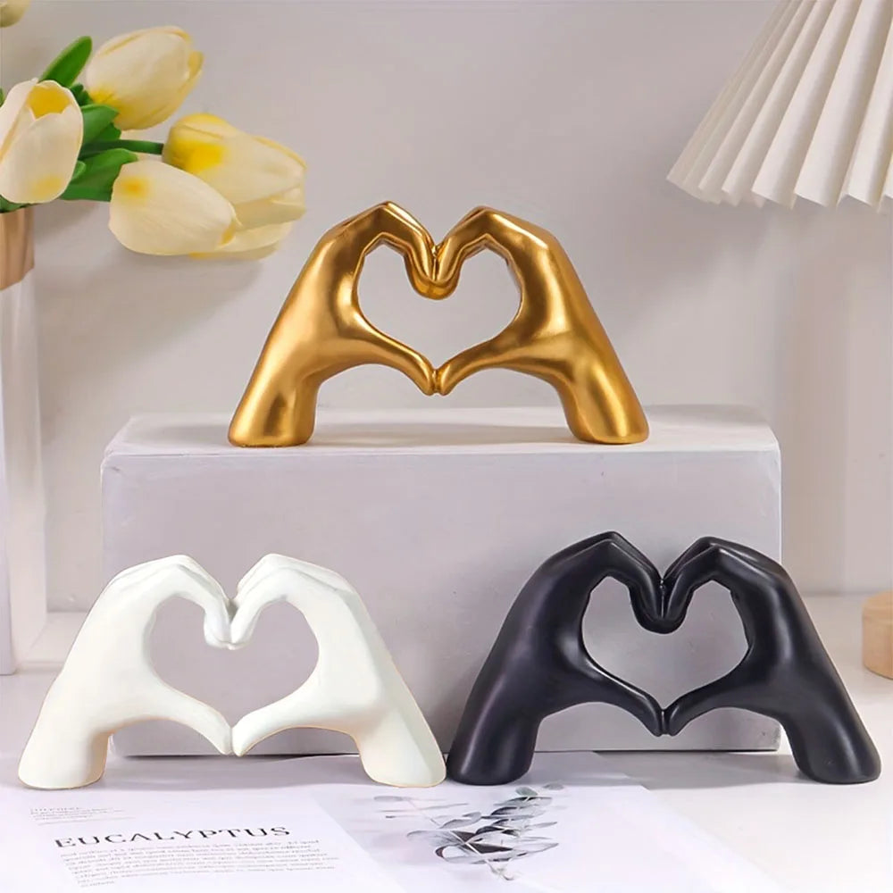 Heart Shaped Hand Gesture Sculptures Desktop Ornament Sculpture Figurines Nordic Light Luxury Art Crafts Office Home Decoration