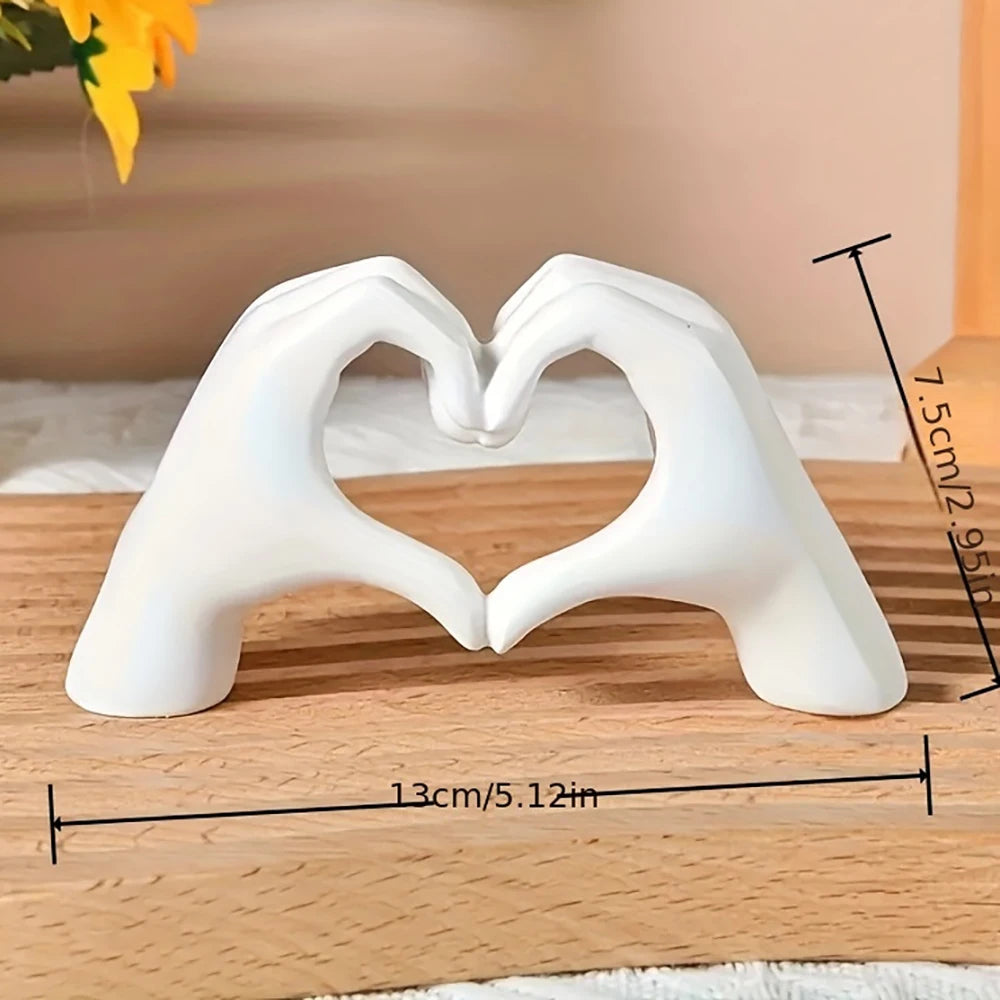 Heart Shaped Hand Gesture Sculptures Desktop Ornament Sculpture Figurines Nordic Light Luxury Art Crafts Office Home Decoration